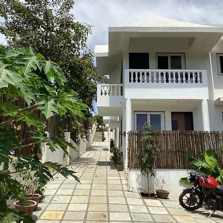 Coastal Soul Bed & Breakfast Mandrem Bagian luar foto